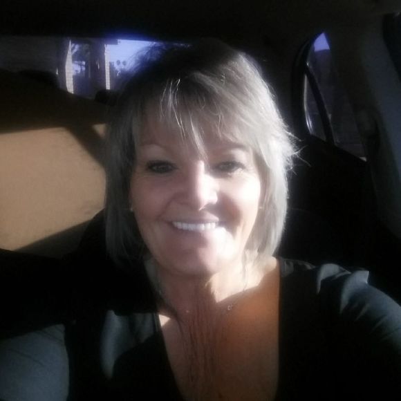 Meet your Posher, Michele - Picture 1 of 1